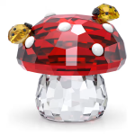 IDYLLIA:MUSHROOM AND LADYBUGS